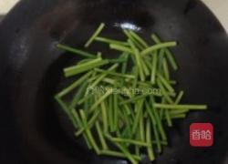 香辣蒜苗猪肚条的做法图解4