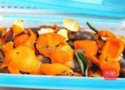 巧用橘子皮自制熏肠的做法图解6