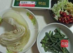酸菜烧血旺的做法图解1