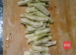 土豆豆角炖牛肉的做法图解2