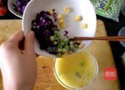 玉米橄榄鸡蛋羹的做法图解3