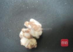 黑猪肉炒包菜的做法图解2