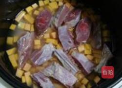 南瓜腊鸭腿焗饭的做法图解2