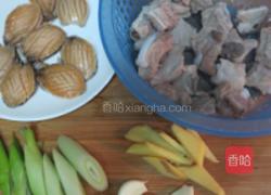 小鲍鱼烧排骨的做法图解4