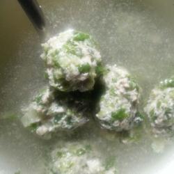 小白菜肉丸汤的做法[图]