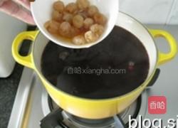 黑米薏仁桂圆汤的做法图解4