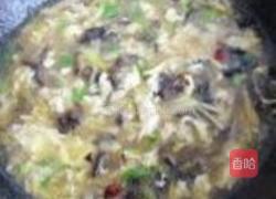 黄花菜鲜蛤汤卤面的做法图解5
