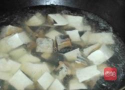 臭豆腐肥肠煲的做法图解3