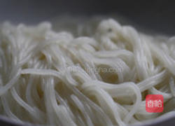 蒜蓉肉末盖浇米线的做法图解4