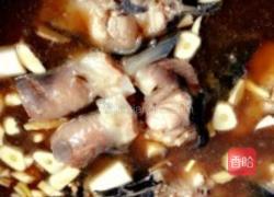 蒜香鲶鱼的做法图解3