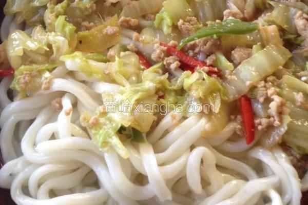 白菜肉末面条