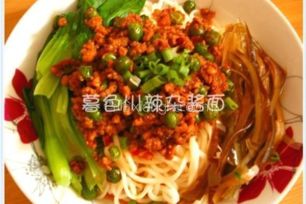 川辣杂酱面