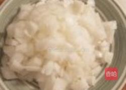 蘑菇蟹肉浓汤的做法图解1