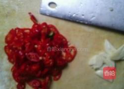 酸辣鸡蛋土豆炸酱面的做法图解1