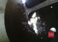 酸辣鸡蛋土豆炸酱面的做法图解6