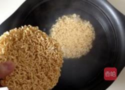 粤式王牌鲜虾云吞面的做法图解11