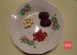红枣莲子燕窝汤的做法图解3