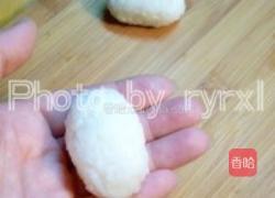 金枪鱼黄瓜寿司的做法图解5