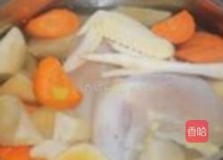 雪莲山药清鸡汤的做法图解3