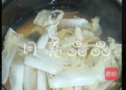 娃娃菜虾干汤的做法图解3