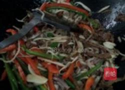 干煸芋头牛肉丝的做法图解6