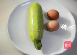 西葫芦蛋花汤的做法图解1