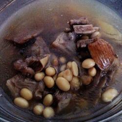 土茯苓牛排汤的做法[图]