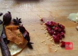 香辣猪蹄卤鸡蛋鸡爪的做法图解2