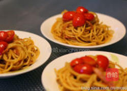 黑胡椒番茄培根炒意面的做法图解4