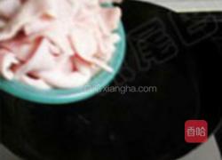 番茄黄豆猪皮汤的做法图解5