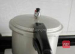 番茄黄豆猪皮汤的做法图解9