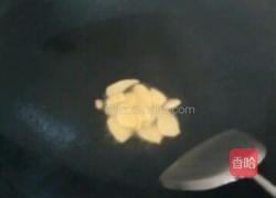 红枣桂圆鸡骨汤的做法图解5