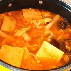 辣白菜火锅的做法[图]
