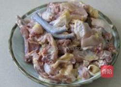 椰子鸡火锅的做法图解1