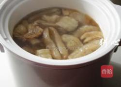 海参花胶火腿汤的做法图解8