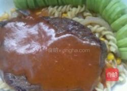 紫洋葱牛排面的做法图解1