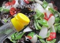 青红椒木耳炒山药的做法图解10