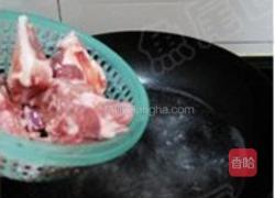 青橄榄猪骨汤的做法图解2