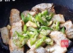 香辣红烧带鱼的做法图解6
