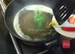 简易冬阴功汤(业余做出专业味)的做法图解3