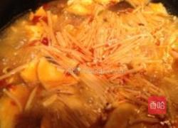 双菇酸汤肥牛的做法图解5