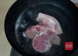 卤肉饭配港式奶茶的做法图解1