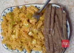 牛排素炒意面的做法图解5