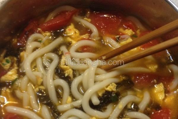 蕃茄鸡蛋乌冬面