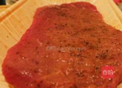 黑胡椒牛排的做法图解2