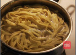 肉酱宽意面的做法图解6