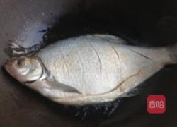 宿舍红烧鳊鱼的做法图解3