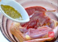 烤乳鸽的做法图解3