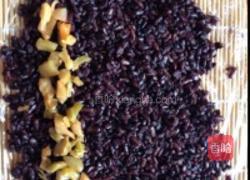 黑米寿司的做法图解2