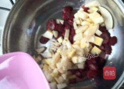 杨梅雪梨冰糖水的做法图解5